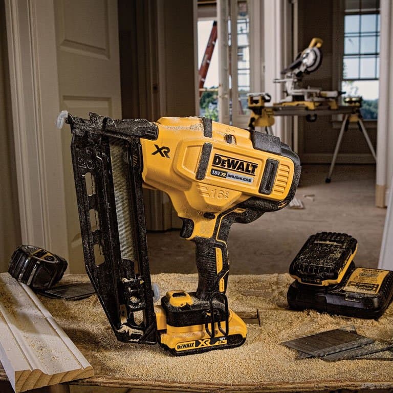 ლურსმანმჭედი 32 - 63 მმ 2